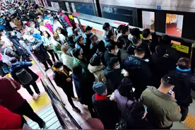 同是地铁为什么有的叫subway，有的却叫metro？图片