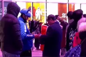 爷爷奶奶们的日常有多美好？网友：没点儿特长都不敢退休了图片