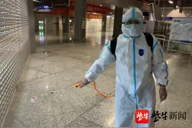 南京地铁S1、S7、S9明天全线恢复运营！此前沿线站台虽然停运了，但每天都全面消杀图片