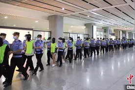 3000多人被骗 安徽合肥警方打掉一网络诈骗团伙图片