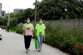 想要风扇写作业女孩的心愿实现了！谢谢你们图片