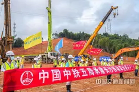 国内首座“十字型”站厅布局的高铁站配套设施长沙西动车运用所开工兴建图片