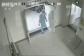 “别怕，有医生在！”披上白衣，他们在生死之间筑起一道墙图片