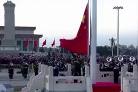 场面高燃！俄罗斯国防部发布中国军队宣传片，配乐《钢铁洪流进行曲》视频封面