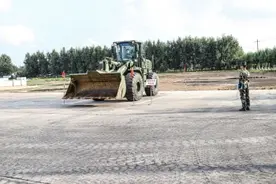 士官晋级考核：磨砺军人本色 锻造钢铁卫士图片