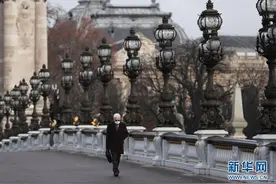 法国“健康通行证”造假黑市猖獗，警方：伪造证件者将面临最高5年监禁图片