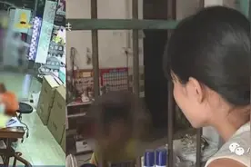 打女儿是因为在气头上！父亲哭成泪人：之前没控制好情绪，现在全家都希望女儿回家图片