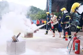 为民办实事｜进入实践教育基地 开展消防演练培训图片