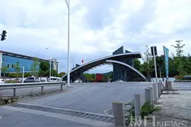 “男子杀女婿及亲家三人”再审未宣判，受害人家属：希望严惩凶手图片