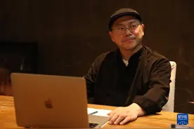 奥运“龙服”设计师叶锦添：向世界讲述中国图片