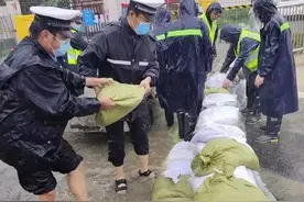 联播pro：郑州公交、出租车全部恢复运营图片