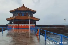 抢修近一个月，青岛栈桥回澜阁受损部位修复完工图片