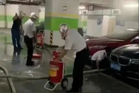 南方+早班车 | 广东新规：无智能手机或健康码老年人进入棋牌室等须登记行程图片