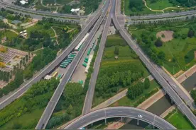 郑州市财政局发文：房租免缴、减半图片