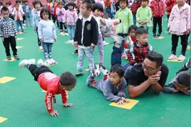 云南有位“乞丐校长”，他有210个孩子……图片