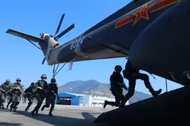 解放军驻港部队常态化演练，香港市民感谢：有你们在，很安心、很放心图片