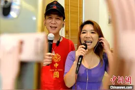 “登陆”台湾青年歌手“云”直播唱闽南语歌：“一上线就下不来”图片