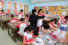 教育部：初高中要有一定比例走出学校劳动图片