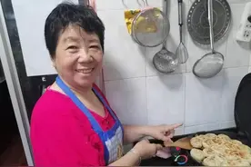 做美食、教太极、拍拍照、唱唱戏……防疫在家，她们也没闲着图片