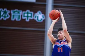 新疆续约7名球员！阿不都顶薪，齐麟续约5年图片