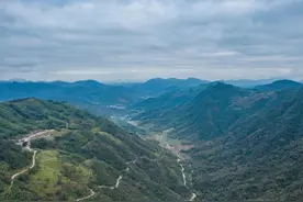百闻不如一见，我们峡谷见！图片