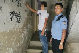小广告，莫乱贴，伸手必被捉—临夏市公安局严厉打击喷涂张贴小广告行为图片