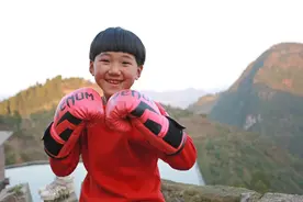 爱拳击的女童走出大山，与命运搏击者该受到祝福图片
