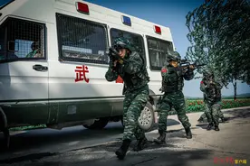 大图来袭！直击武警黑龙江总队执勤支队实兵战术演练图片