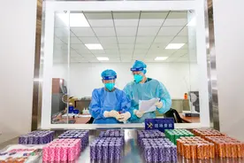 首都机场海关连续查获3票赌博筹码图片