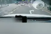 “网约车拒绝逆行被投诉”后续：交警顺藤摸瓜，查了该路段所有违法车辆视频封面