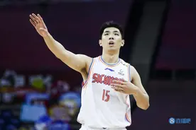 CBA官方：李原宇两年顶薪合同转会加盟青岛男篮图片