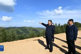 “14亿多中国人拧成一股绳，在中国特色社会主义道路上锲而不舍走下去”——习近平总书记考察河北承德纪实图片