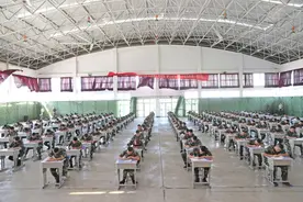 直击武警部队士官选晋考核现场图片