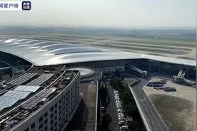 南京禄口机场今日恢复客运航班，首班前往青岛已起飞图片
