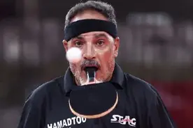 他是残奥会唯一用嘴打乒乓球的运动员！马龙：他打得非常好，难以置信图片