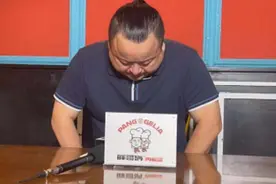 胖哥俩肉蟹煲创始人张灵瀚落泪鞠躬致歉：关停涉事门店、加速阳光厨房改造图片