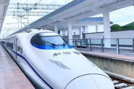 “和谐号”试跑！贵阳环线全线通车进入倒计时图片