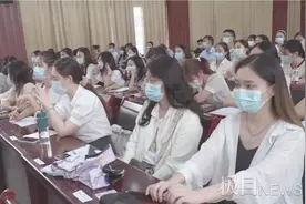 湖北通城新招录143名教师即将正式上岗图片
