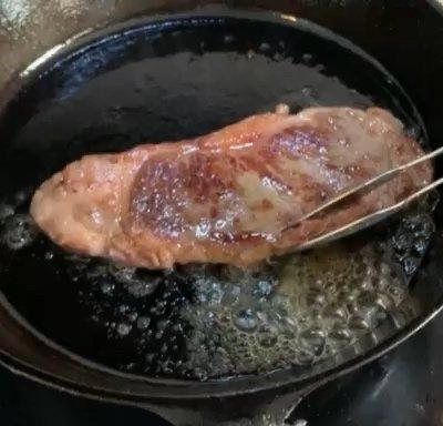 如何煎出外焦里嫩的西冷牛排