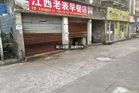 视频揪心！杭州一小区内，路还没走稳的孩子，被卷进车底……图片