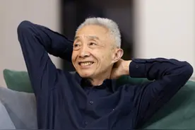 65岁戴建业：凌晨3点睡早上9点起，顶流之后没时间孤独图片