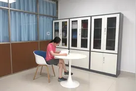 科学健身100期|教你居家拉伸练柔韧视频封面