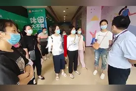 青山一家培训机构关门，家长质疑所在商场也有责任图片