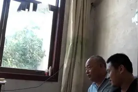 无臂游泳冠军退役直播带货：一分耕耘一分收获视频封面