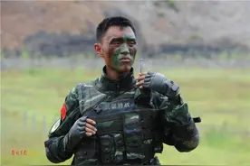 《破冰行动》主人公原型是他，反恐精英这样炼成图片