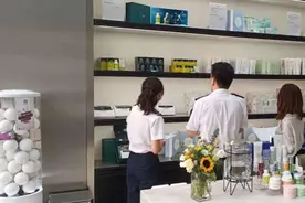 华强北街道开展反走私综合治理，严打化妆品走私售假图片
