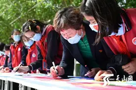 彭桂琴：学校是我坚守的家园图片