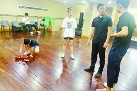 厦门首部表现公安工作现实题材话剧《你知道我在》9月3日至5日演出图片