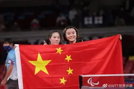 茅经典，这个残疾姑娘活得“好漂亮”图片