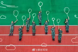 退伍季创意航拍 定格军旅美好时光图片